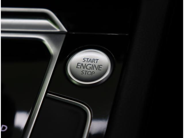 アルテオン シューティングブレーク TSI 4モーション Rラインアドバンス/サンルーフ/黒革/ 純正ナビ/全方位モニター/デジタルコックピット/黒革シート/ハーマンカードン/レーダークルーズ/ブラインドスポット/Pバックドア/ハイビームアシスト/LED/サンルーフ/20AW/7AT(20枚目)