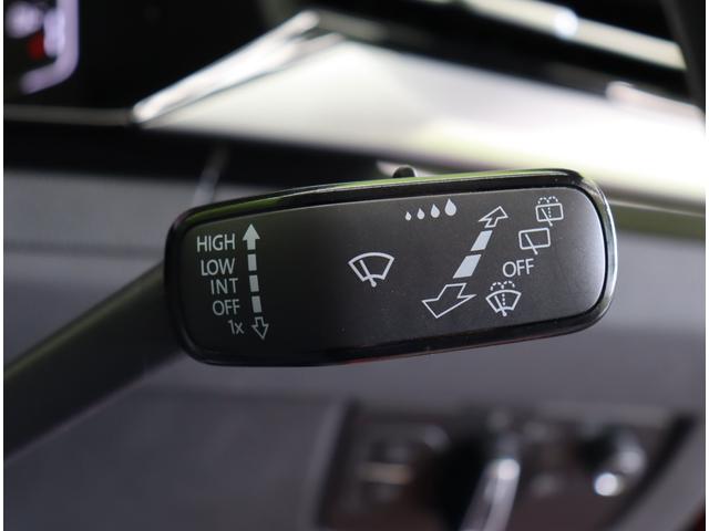 アルテオン シューティングブレーク TSI 4モーション Rラインアドバンス/サンルーフ/黒革/ 純正ナビ/全方位モニター/デジタルコックピット/黒革シート/ハーマンカードン/レーダークルーズ/ブラインドスポット/Pバックドア/ハイビームアシスト/LED/サンルーフ/20AW/7AT(26枚目)