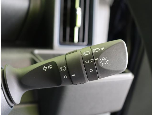 タント カスタムＸ／走行２９００ｋｍ／　両側自動ドア／ハーフレザー／シートヒーター／スマートアシスト／車線逸脱抑制／スマートキー／アイドリングＳ／オートＬＥＤ／ミラーウインカー／コーナーセンサー／１４ＡＷ／ＣＶＴ（18枚目）