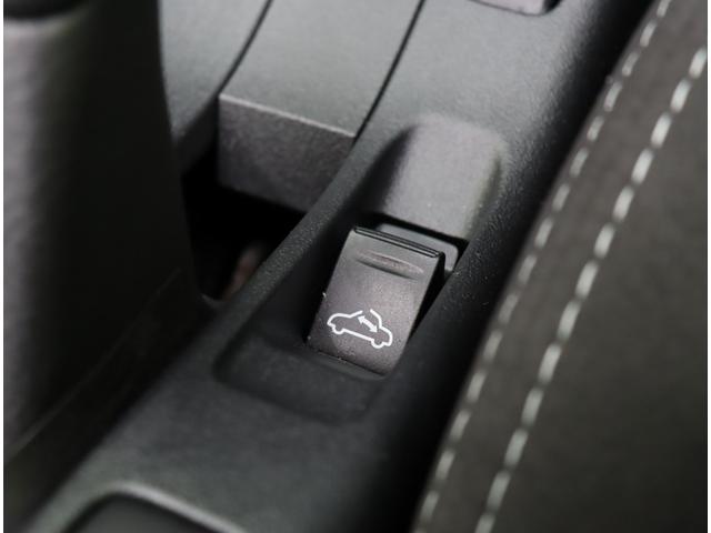 コペン ＧＲ　スポーツ／１オーナー／走行２０３００ｋｍ／オートマ車／　ワンセグメモリーナビ／Ｂカメラ／レカロシート／シートヒーター／スマートキー／革巻ステア／パドルシフト／ＥＴＣ／ドラレコ／電動オープン／ＢＳＳ１６ＡＷ／ＬＥＤ＆フォグ／ＣＶＴ（18枚目）