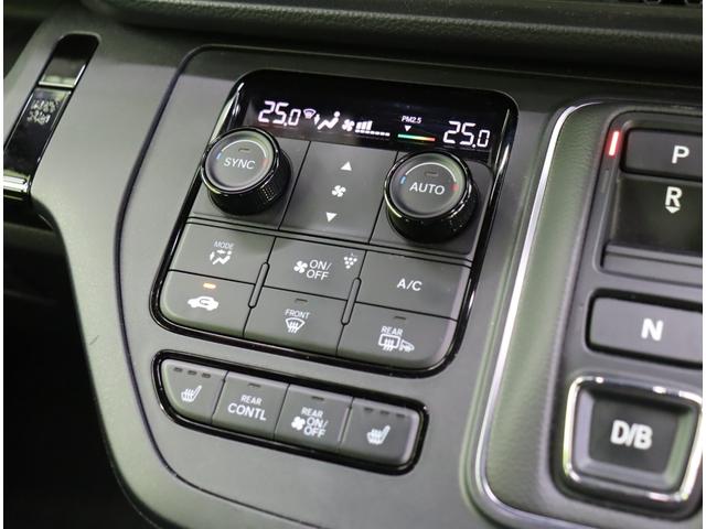 ステップワゴン ｅ：ＨＥＶスパーダ　プレミアムライン／ホンダセンシング／　１１．４型ナビＴＶ／マルチビューモニター／１５．６型フリップダウンＭ／両側自動ドア／スマートキー／ＣＭＢＳ／路外逸脱抑制／ブラインドスポット／オートハイビーム／ＬＥＤライト／１７ＡＷ／７人乗（16枚目）