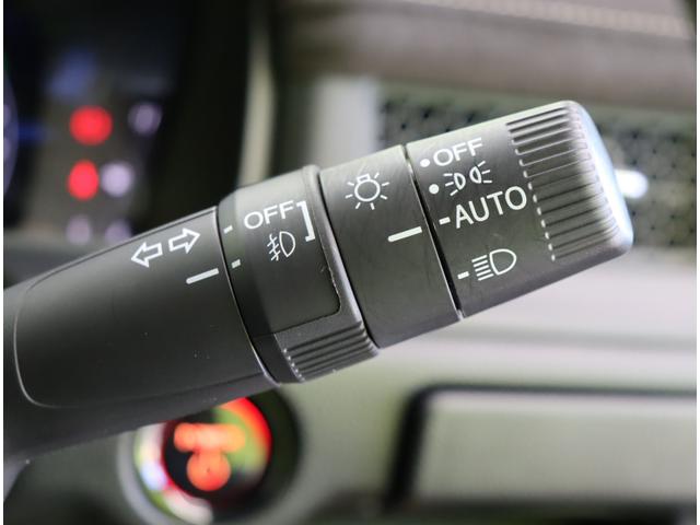 ステップワゴン ｅ：ＨＥＶスパーダ　プレミアムライン／ホンダセンシング／　１１．４型ナビＴＶ／マルチビューモニター／１５．６型フリップダウンＭ／両側自動ドア／スマートキー／ＣＭＢＳ／路外逸脱抑制／ブラインドスポット／オートハイビーム／ＬＥＤライト／１７ＡＷ／７人乗（22枚目）