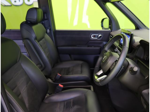 ステップワゴン ｅ：ＨＥＶスパーダ　プレミアムライン／ホンダセンシング／　１１．４型ナビＴＶ／マルチビューモニター／１５．６型フリップダウンＭ／両側自動ドア／スマートキー／ＣＭＢＳ／路外逸脱抑制／ブラインドスポット／オートハイビーム／ＬＥＤライト／１７ＡＷ／７人乗（34枚目）