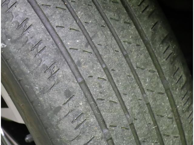 ステップワゴン ｅ：ＨＥＶスパーダ　プレミアムライン／ホンダセンシング／　１１．４型ナビＴＶ／マルチビューモニター／１５．６型フリップダウンＭ／両側自動ドア／スマートキー／ＣＭＢＳ／路外逸脱抑制／ブラインドスポット／オートハイビーム／ＬＥＤライト／１７ＡＷ／７人乗（70枚目）