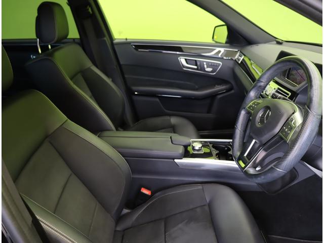 �������f�U�C����