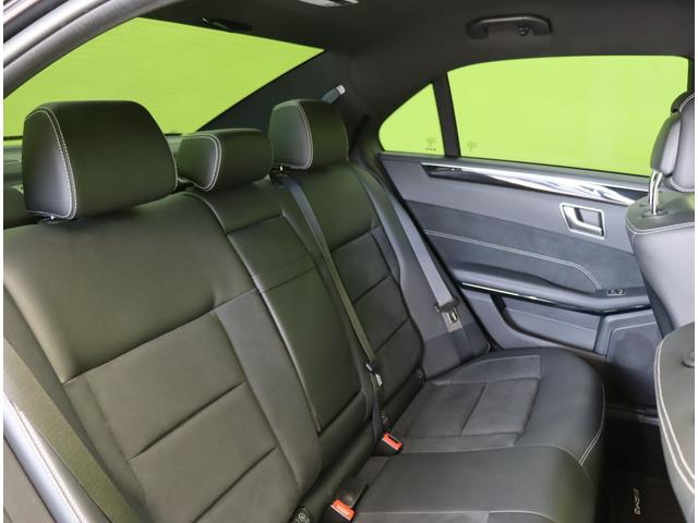 �������f�U�C����