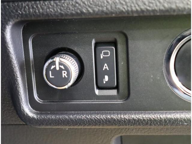 ���I�[�g�~���[��