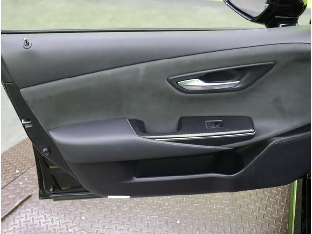 ������ȃh�A��