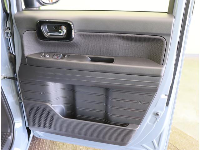 ���^�]�ȃh�A��