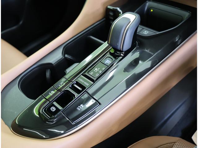 ���t���A�I�[�g�}�^�b�u�s��