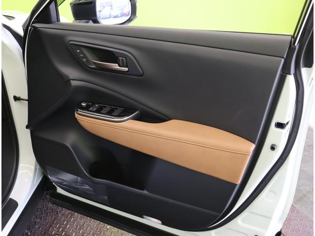 ���^�]�ȃh�A��