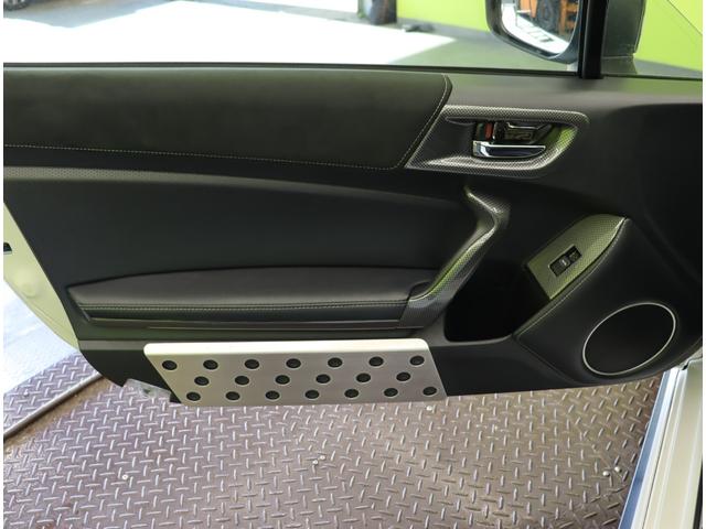 86 GTリミテッド/車高調/TRDエアロ/エアロボンネット/ フルセグナビ/Bカメラ/ハーフレザー/シートヒーター/スマートキー/ETC/電格ミラー/BLITZ車高調/N-SPECエアロボンネット/WORK17インチAW/TRDエアロ/6AT(44枚目)