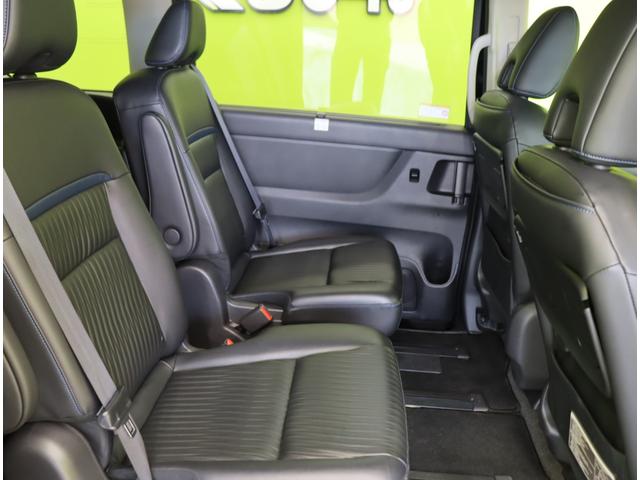 �������f�U�C����