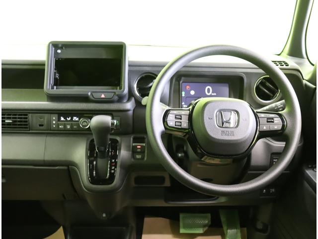 Ｎ－ＢＯＸカスタム ベースグレード／届出済未使用車／　左側パワースライドドア／アダプティブクルコン／ＣＭＢＳ／路外逸脱抑制／スマートキー／シートヒーター／ミラーウインカー／Ｐソナー／ＬＥＤライト／１４ＡＷ／ＣＶＴ（11枚目）