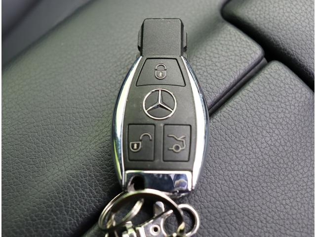 Ｅクラスステーションワゴン Ｅ２５０　ステーションワゴン　アバンギャルド／黒革／　フルセグナビ／全方位モニター／黒革Ｐシートヒーター／アダプティブクルコン／プレセーフブレーキ／ＢＳＭ／パドルシフト／ＥＴＣ／キーレスゴー／オートＬＥＤ／ルーフレール／１８ＡＷ／７ＡＴ（30枚目）