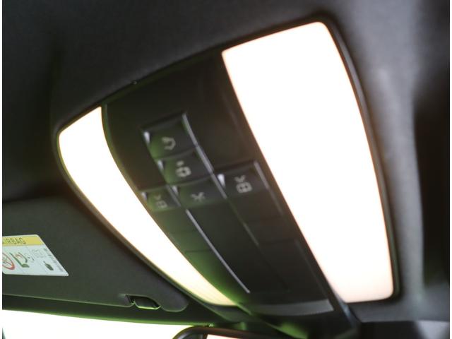 Ｅクラスステーションワゴン Ｅ２５０　ステーションワゴン　アバンギャルド／黒革／　フルセグナビ／全方位モニター／黒革Ｐシートヒーター／アダプティブクルコン／プレセーフブレーキ／ＢＳＭ／パドルシフト／ＥＴＣ／キーレスゴー／オートＬＥＤ／ルーフレール／１８ＡＷ／７ＡＴ（31枚目）