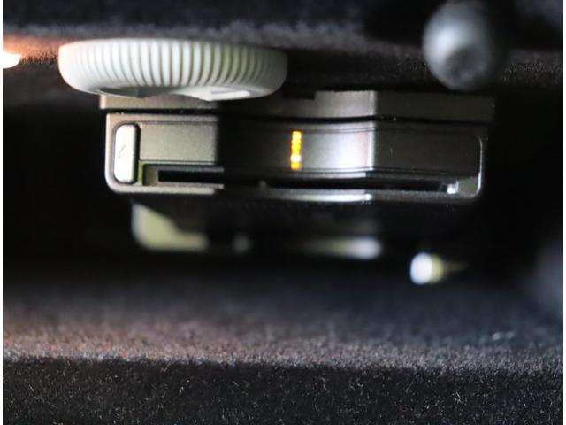 Ｅクラスステーションワゴン Ｅ２５０　ステーションワゴン　アバンギャルド／黒革／　フルセグナビ／全方位モニター／黒革Ｐシートヒーター／アダプティブクルコン／プレセーフブレーキ／ＢＳＭ／パドルシフト／ＥＴＣ／キーレスゴー／オートＬＥＤ／ルーフレール／１８ＡＷ／７ＡＴ（53枚目）