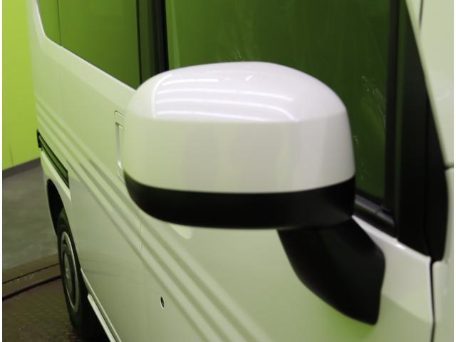 ���h�A�~���[��