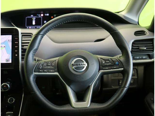 セレナ ハイウェイスターＶ　１０型フルセグナビ／アラウンドビュー／両側自動ドア／プロパイロット／エマブレ／ＬＤＷ／インテリジェントルームミラー／革巻ステア／インテリキー／オートＬＥＤ／Ｆ＆Ｒソナー／１６ＡＷ／ＣＶＴ（18枚目）