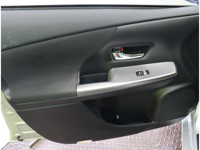 ������ȃh�A��