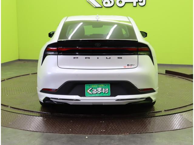 プリウス Ｇ／モデリスタエアロ／革調シートカバー／　フルセグナビ／Ｂカメラ／革調シートカバー／レーダークルーズ／プリクラッシュ／ＢＳＭ／ＰＫＳＢ／革巻ステア／スマートキー／クリアランスソナー／オートＬＥＤ／１９ＡＷ／モデリスタエアロ／ＣＶＴ（7枚目）