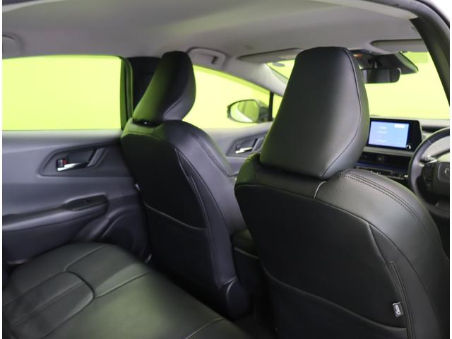 プリウス Ｇ／モデリスタエアロ／革調シートカバー／　フルセグナビ／Ｂカメラ／革調シートカバー／レーダークルーズ／プリクラッシュ／ＢＳＭ／ＰＫＳＢ／革巻ステア／スマートキー／クリアランスソナー／オートＬＥＤ／１９ＡＷ／モデリスタエアロ／ＣＶＴ（41枚目）