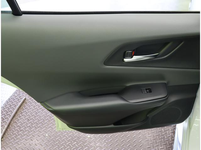 プリウス Ｇ／モデリスタエアロ／革調シートカバー／　フルセグナビ／Ｂカメラ／革調シートカバー／レーダークルーズ／プリクラッシュ／ＢＳＭ／ＰＫＳＢ／革巻ステア／スマートキー／クリアランスソナー／オートＬＥＤ／１９ＡＷ／モデリスタエアロ／ＣＶＴ（49枚目）