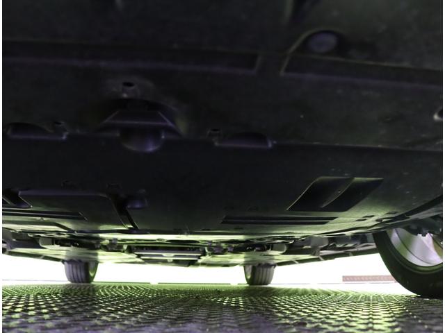 プリウス Ｇ／モデリスタエアロ／革調シートカバー／　フルセグナビ／Ｂカメラ／革調シートカバー／レーダークルーズ／プリクラッシュ／ＢＳＭ／ＰＫＳＢ／革巻ステア／スマートキー／クリアランスソナー／オートＬＥＤ／１９ＡＷ／モデリスタエアロ／ＣＶＴ（68枚目）