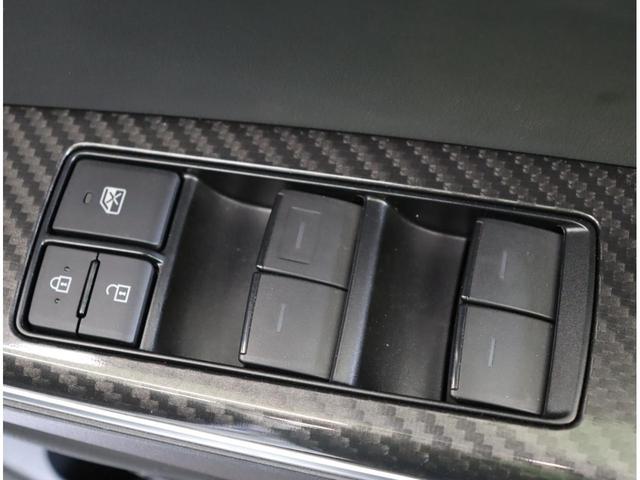 クラウンハイブリッド RSアドバンス/ワンオーナー/走行19000km/後期型/ 12.3型フルセグナビ/Bカメラ/黒革エアシート/レーダークルーズ/PKSB/BSM/プリクラッシュ/カードキー/パドルシフト/クリアランスソナー/オートLED/18AW/CVT/HYBRID(39枚目)