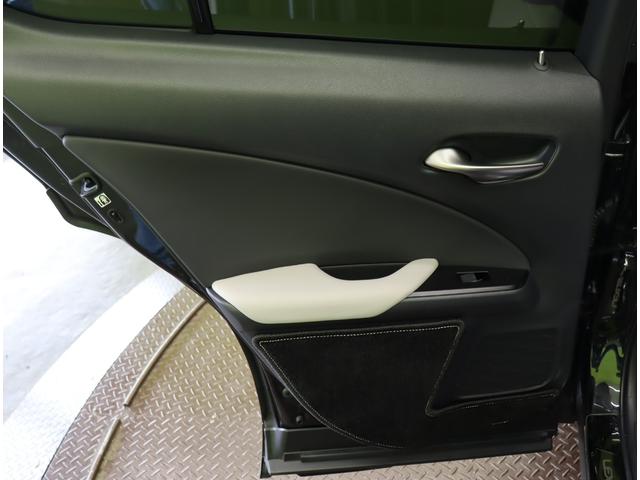 ＵＸ ＵＸ３００ｅ　バージョンＬ／モデリスタエアロ／ＳＲ／　１０．３型フルセグナビ／パノラミックビュー／ホワイトレザー／レーダークルーズ／ＬＳＳ＋／ＢＳＭ／スマートキー／マクレビ／Ｐバックドア／三眼ＬＥＤ／モデリスタエアロ／サンルーフ／１８ＡＷ／ＥＶ（48枚目）