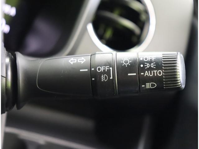 ���I�[�g���C�g��