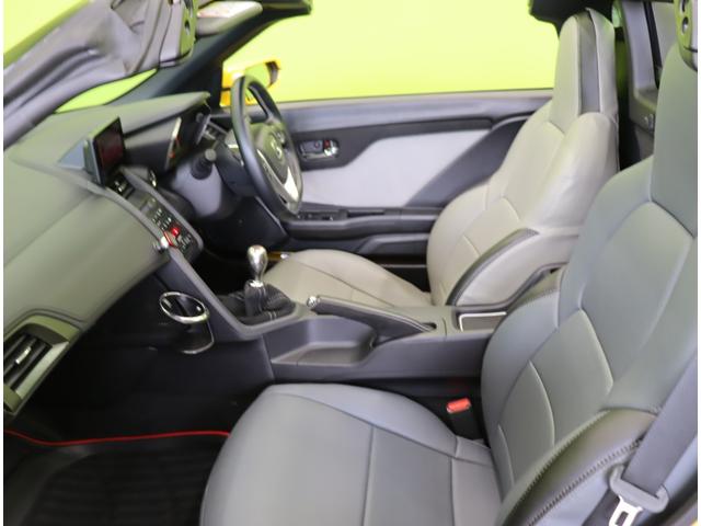 �������f�U�C����