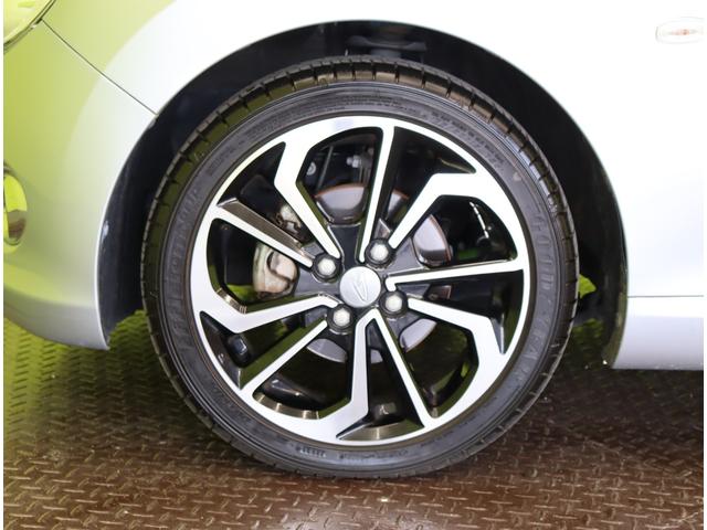 �������P�U�C���`�A���~�z�C�[����