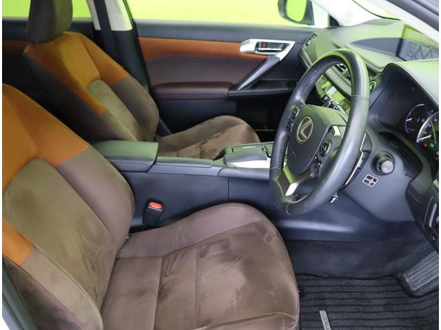 �������f�U�C����