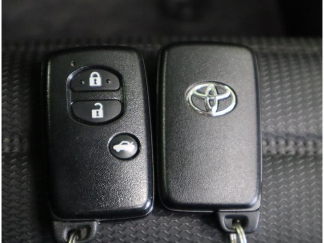 ８６ トヨタ ｇｔリミテッド ｔｏｍ ｓエアロ マフラー 車高調 ７型フルセグｓｄナビ ｂｔ 革調シートカバー シート ヒーター スマートキー パドルシフト ドラレコ ｅｔｃ オートｈｉｄ ｈｋｓ車高調 ｔｏｍ ｓエアロ マフラー ｒａｙｓ１９インチａｗ