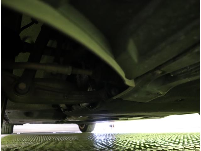 1.8TFSI/RS仕様/後期モデル/ フルセグナビ/Bカメラ/バーチャルコクピット/パワーシート/アダプティブクルコン/パーキングエイド/スマートキー/ETC/RSルックエアロバンパー/Pバックドア/ルーフレール/LED/18AW/7AT(66枚目)