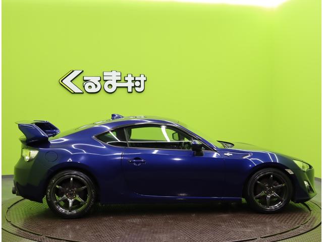 ＧＴリミテッド／６ＭＴ／車高調／走行４９２００ｋｍ／　フルセグナビ／ハーフレザーシート／Ｆ席シートヒーター／ＭＯＭＯステア／スマートキー／Ｐスタート／オートＨＩＤ＆フォグ／トランクスポイラー／ＨＫＳマフラー／車高調／社外１８ＡＷ／６ＭＴ(5枚目)