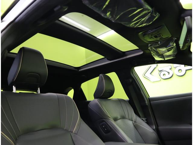 クラウンスポーツ Ｚ／パノラマルーフ／黒革／デジタルインナーミラー／４ＷＤ／　１２．３型フルセグナビ／パノラミックビュー／黒革エアシート／Ｄインナーミラー／レーダークルーズ／セーフティセンス／スマートキー／Ｐバックドア／パノラマルーフ／ＬＥＤ／２１ＡＷ／自社リースアップ車両（35枚目）