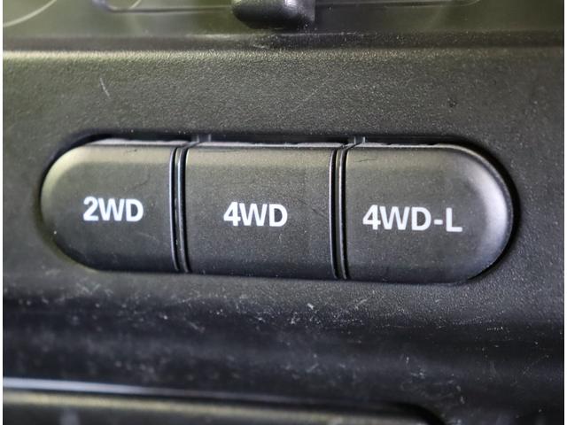 ジムニー XG/走行31800km/5速MT/4WD/ ワンセグメモリーナビ/DVD再生/キーレス/16インチスチールホイール/5速MT/4WD(16枚目)