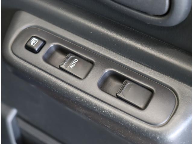 ジムニー XG/走行31800km/5速MT/4WD/ ワンセグメモリーナビ/DVD再生/キーレス/16インチスチールホイール/5速MT/4WD(29枚目)