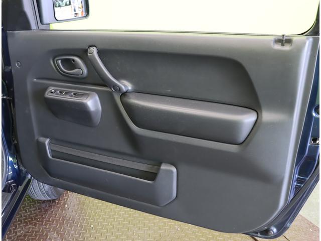 ジムニー XG/走行31800km/5速MT/4WD/ ワンセグメモリーナビ/DVD再生/キーレス/16インチスチールホイール/5速MT/4WD(30枚目)
