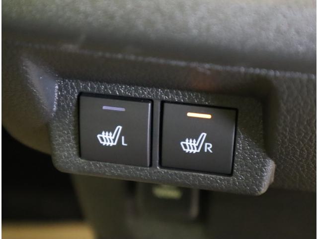 ムーヴキャンバス ストライプスＧ／届出済未使用車／　９型Ｄオーディオ／Ｂカメラ／両側自動ドア／スマートアシスト／アイドリングＳ／Ｐスタート／スマートキー／ベンチシート／ホッとカップホルダー／電格ミラー／オートＬＥＤ／フォグ／ＣＶＴ（16枚目）