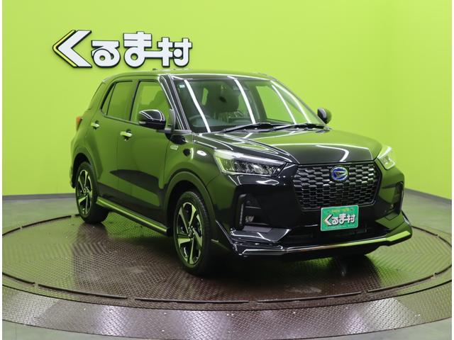 ロッキー プレミアムＧ　ＨＥＶ／登録済未使用車／純正エアロ／　９型Ｄオーディオ／パノラマモニター／ハーフレザー／レーダークルーズ／スマアシ／革巻ステア／スマートキー／オートハイビーム／ＬＥＤ／ミラーウインカー／ＯＰ純正エアロ／１７ＡＷ／ＣＶＴ（4枚目）