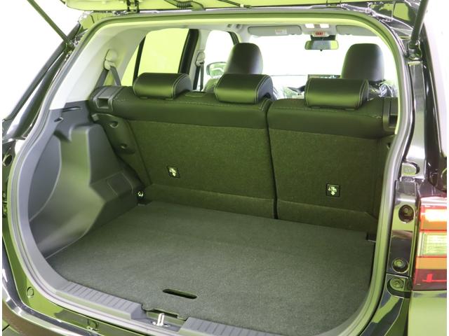 ロッキー プレミアムＧ　ＨＥＶ／登録済未使用車／純正エアロ／　９型Ｄオーディオ／パノラマモニター／ハーフレザー／レーダークルーズ／スマアシ／革巻ステア／スマートキー／オートハイビーム／ＬＥＤ／ミラーウインカー／ＯＰ純正エアロ／１７ＡＷ／ＣＶＴ（38枚目）