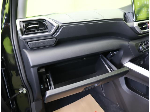ロッキー プレミアムＧ　ＨＥＶ／登録済未使用車／純正エアロ／　９型Ｄオーディオ／パノラマモニター／ハーフレザー／レーダークルーズ／スマアシ／革巻ステア／スマートキー／オートハイビーム／ＬＥＤ／ミラーウインカー／ＯＰ純正エアロ／１７ＡＷ／ＣＶＴ（47枚目）