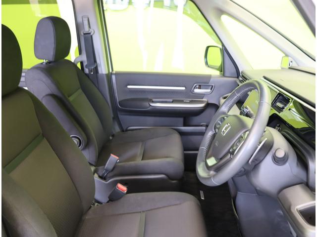 ステップワゴンスパーダ スパーダ　ホンダセンシング／１０型ナビ／わくわくゲート／　１０型フルセグナビ／Ｂカメラ／防水シート／両側自動ドア／スマートキー／ドラレコ／ＥＴＣ／アダプティブクルコン／ＣＭＢＳ／アイドリングＳ／オートＬＥＤ／わくわくゲート／１６ＡＷ／ＣＶＴ（31枚目）
