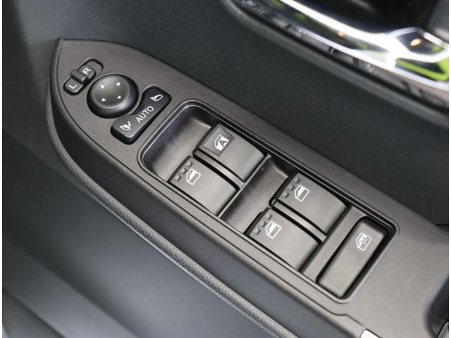 タント カスタムX/走行8200km/自社リースUP車両/ 9型Dオーディオ/Bカメラ/両側自動ドア/ハーフレザー/スマアシ/アイドリングS/スマートキー/ミラーウインカー/コーナーセンサー/オートLED/14AW/CVT(33枚目)