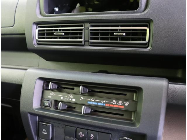 ハイゼットトラック ジャンボエクストラ/届出済未使用車/2WD/OPカラー/ Pスタート/スマートキー/スマートアシスト/ハイビームアシスト/F&Rソナー/アイドリングS/作業灯/オートLED&フォグ/CVT/三方開/OPカラー(13枚目)