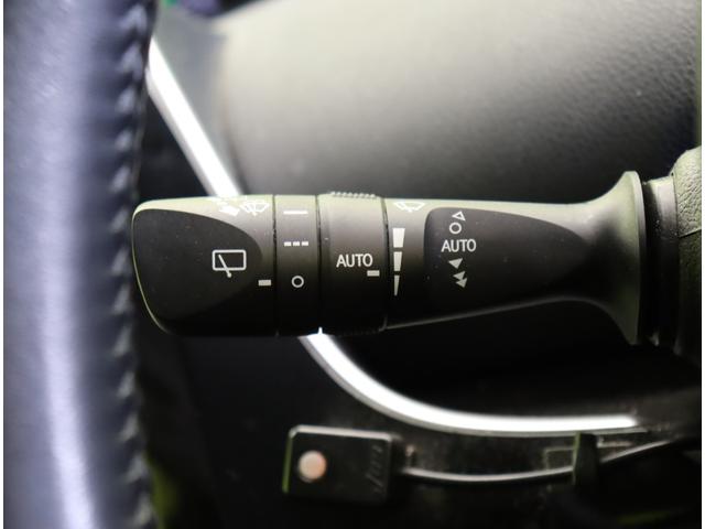 プリウス Sセーフティプラス/買取車/ 9型フルセグナビ/Bカメラ/レーダークルーズ/プリクラッシュ/LDA/AHB/スマートキー/ビルトインETC/ミラーウインカー/モデリスタエアロ/オートLED/社外17AW/CVT(22枚目)