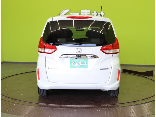 フリードハイブリッド ハイブリッド・G/ホンダセンシング/6人乗/ 9型フルセグナビ/Bカメラ/両側自動ドア/CMBS/アダプティブクルーズ/LKA/スマートキー/シートヒーター/ETC/ドラレコ/ミラーウインカー/オートLED/7AT/6人乗り(7枚目)